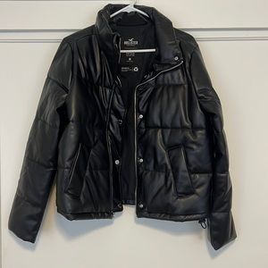 Leather puffer